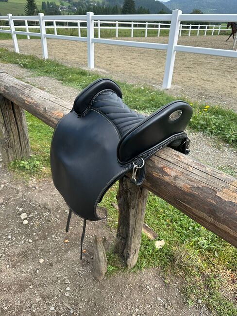 Spanischer Lederbaum Sattel | Caracas Spezial, Hidalgo  Caracas Spezial, Anna, Baroque Saddle, Klagenfurt,07.Bez.:Viktringer Vorstadt, Image 3