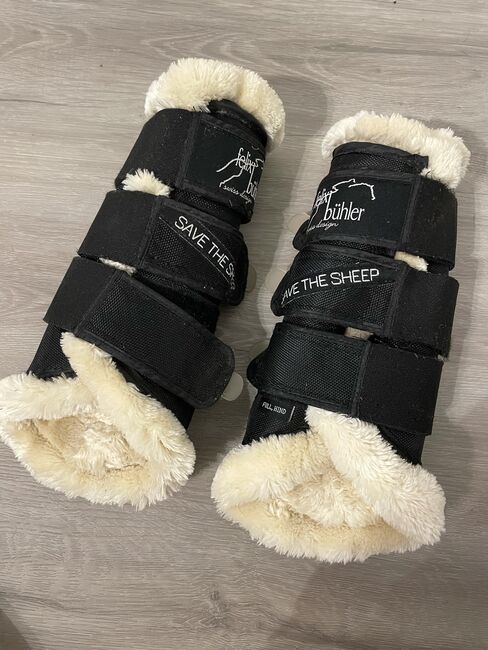 Gamaschen Felix Bühler, Felix Bühler Save the Sheep, Tamara, Tendon Boots, Schwäbisch Hall