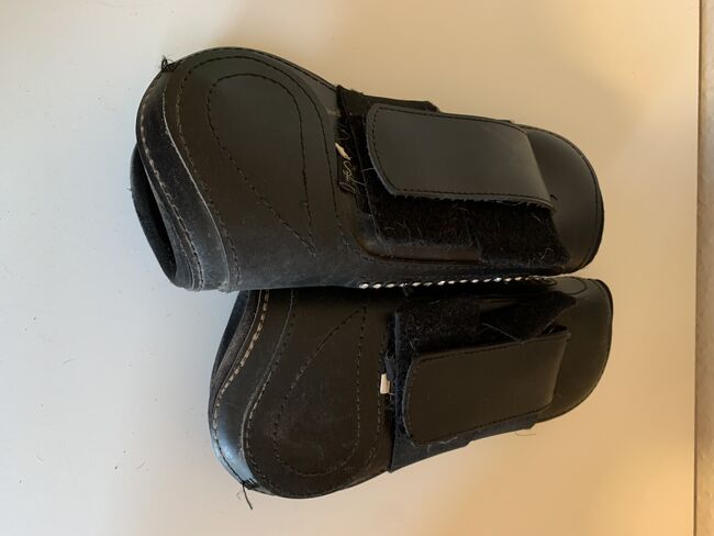 Gamaschen schwarz mit Strass Full vorne, SH, Claudia Schild, Tendon Boots, Leipzig 