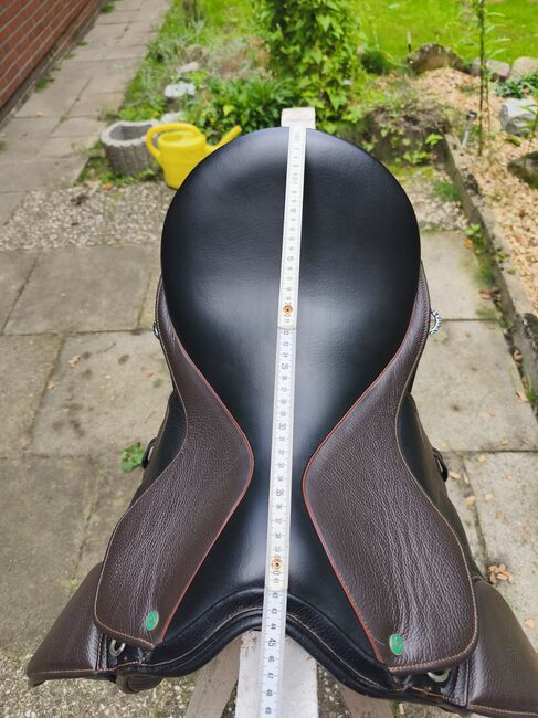 Maßsattel Ludomar Alexa 18 Zoll, Ludomar  Alexa, Sarah, Dressage Saddle, Axstedt, Image 10