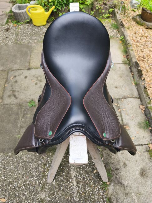 Maßsattel Ludomar Alexa 18 Zoll, Ludomar  Alexa, Sarah, Dressage Saddle, Axstedt, Image 2