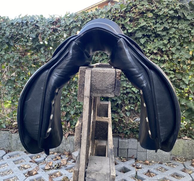 Spirig Dressursattel 17, Spirig Dressursattel der Marke Spirig 🇨🇭 , Sabrina , Dressage Saddle, Lustenau , Image 10