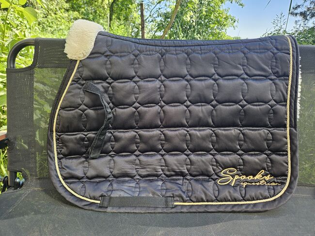 SPOOKS Schabracke mit Fell, Spooks, Laura, Dressage Pads, Recklinghausen