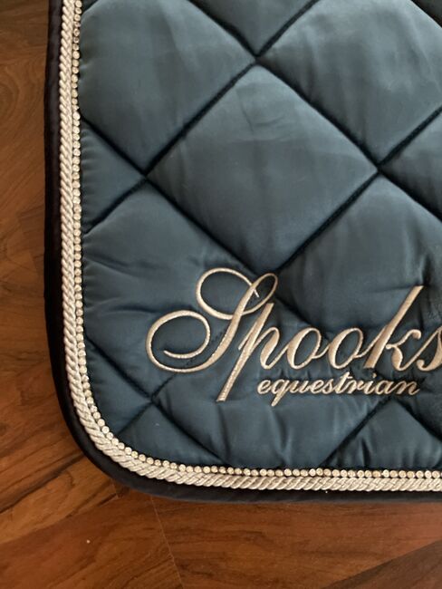 Spooks Schabracke, Spooks, Kerstin , Dressage Pads, Twist