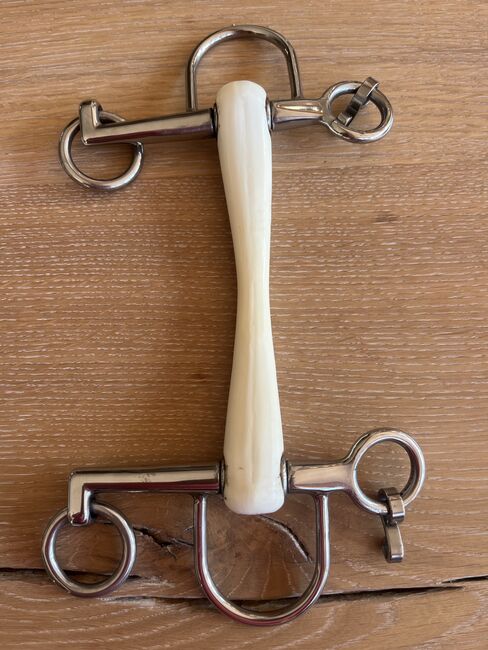 Sprenger Nathe Pelham 20 mm mit biegsamer Stange, kurze Anzüge, Sprenger Nathe Pelham 20 mm mit biegsamer Stange, kurze Anzüge, Heidi Luttke, Horse Bits, Rottach-Egern, Image 4