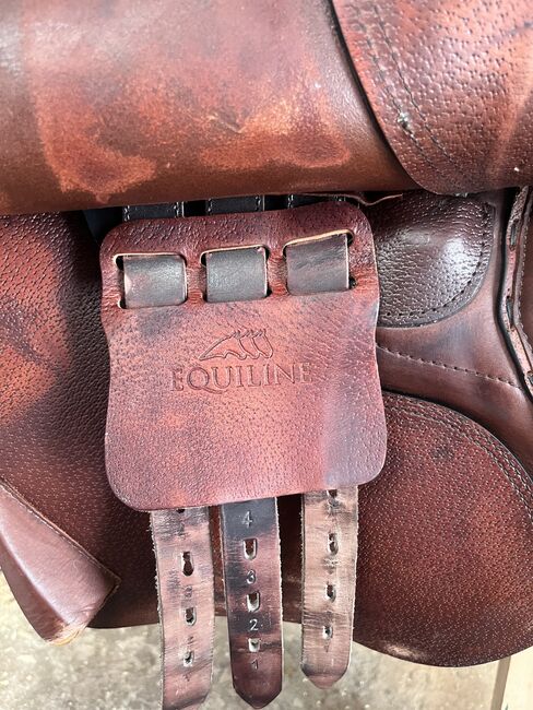 Springsattel Equiline 17 Zoll 2 Jahre alt, Equiline  E5 + extra Ausstattung , Jessica , Springsattel, Achern , Abbildung 6