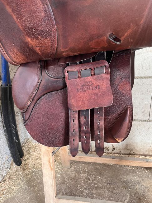 Springsattel Equiline 17 Zoll 2 Jahre alt, Equiline  E5 + extra Ausstattung , Jessica , Springsattel, Achern , Abbildung 5