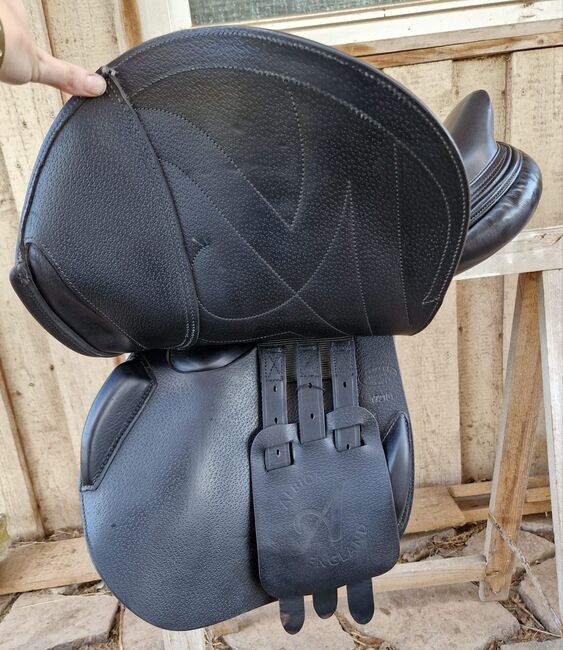 Springsattel Albion Evolve Elite Lux, 17", Albion Evolve Elite Lux, Gagel, Jumping Saddle, Weitramsdorf, Image 2