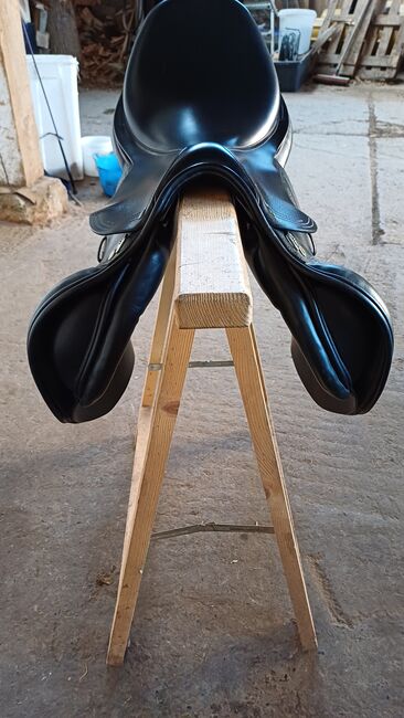 Springsattel Euroriding Emilio 17/33, Euroriding by Prestige  Emilio , Julia , Jumping Saddle, Gleichen, Image 4