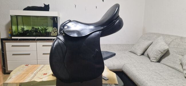 Springsattel Pfiff by Kiefer 17,5 Zoll, Pfiff by Kiefer, Cessy, Jumping Saddle, Oyten