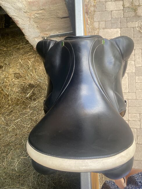 Springsattel Prestige Venezia 17 Zoll, Prestige Venezia, Emma Ohst, Jumping Saddle, Paplitz, Image 4