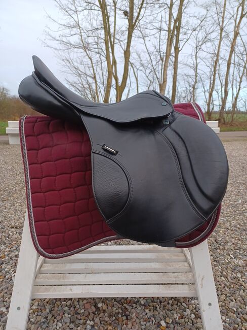 Springsattel Stübben Roxane 17,5/31, Stübben Roxane exclusiv, Stefanie Hesse , Jumping Saddle, Handewitt 
