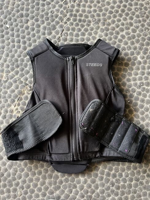 STEEDS Rückenprotektorweste, Kinder, fast neu, STEEDS, Anne-Sophie Schnyder, Safety Vests & Back Protectors, Horw