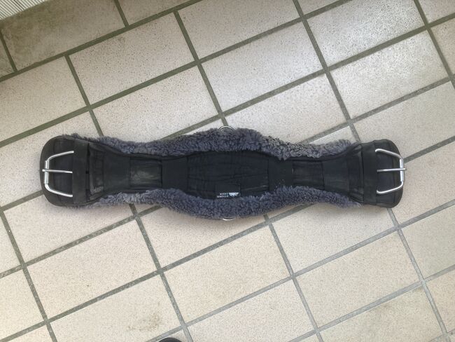 Stonedeek Lanmfellgurt 28“, Stonedeek , Sandra , Girths & Cinches, Aspersdorf