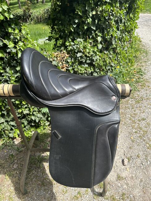 Grande VS CS Dressage Saddle – 18”, Grande CS, Sabrina, Dressage Saddle, Kufstein