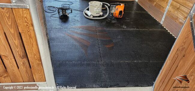 Große Matten - Stallmatten | Boxenmatten | Puzzlematte | Paddockmatten | Gummimatten | Schutzmatte, AUSSENBOXEN Stallmatten - Paddockmatten - Gummimatten - Boxenmatten, AUSSENBOXEN (AUSSENBOXEN Sp. z o.o.), Horse & Stable Mats, Wałcz, Image 13