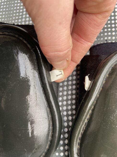 Streichkappen, Conny Heil , Tendon Boots, Kochel am See, Image 3
