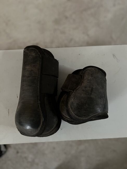 Gamaschen schwarz, Celine Simolka, Tendon Boots, Schönbrunn , Image 2