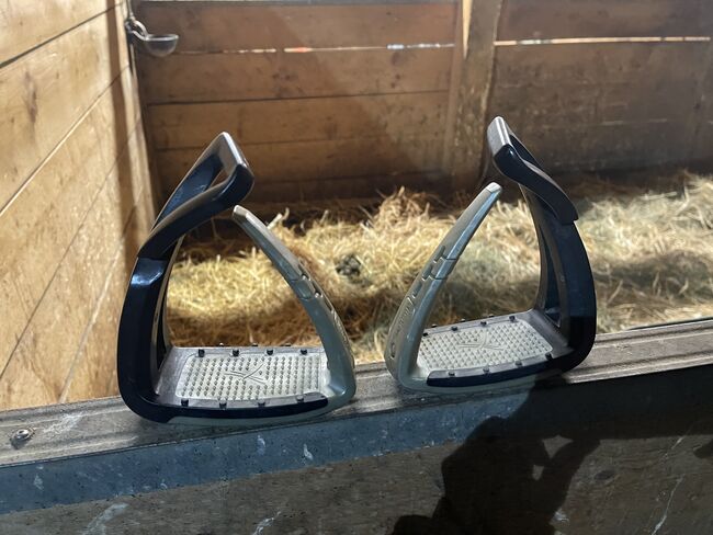 Freejump Steigbügel, Freejump Lite, Leonie, Siodło akcesoria, Schwarzenberg