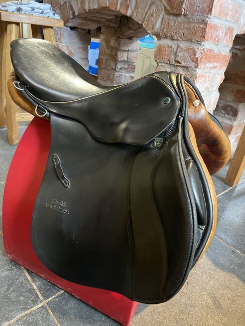 Stubben jump saddle, Stubben , Samantha Hargreaves , Jumping Saddle, Whitchurch