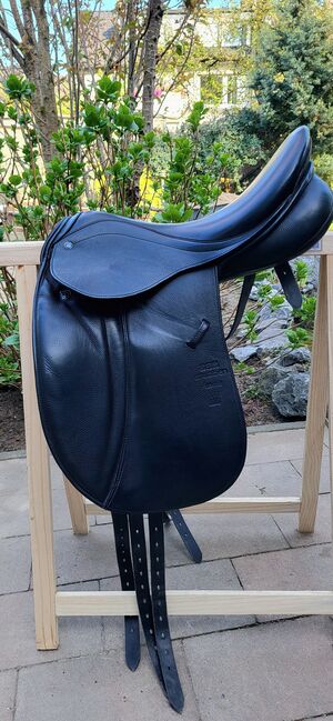 Stübben Aramis 2 de luxe, Stübben Aramis 2 de lux, Annika Vaishaitl, Dressage Saddle, Oer-Erkenschwick