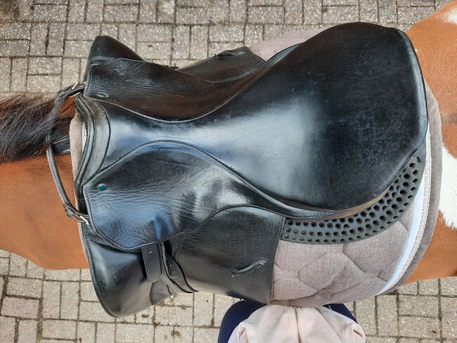 Stübben Avalon Dressursattel 17,5", Stübben Avalon, Müller , Dressage Saddle, Oldenburg , Image 2