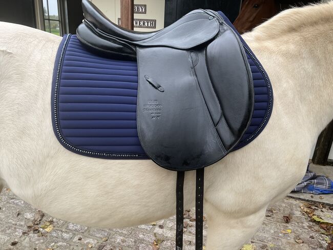 Stübben  dressage saddle maestro deluxe, Stübben Maestro de luxe, Zoe Splinter, Dressursattel, Hoorn, Abbildung 2