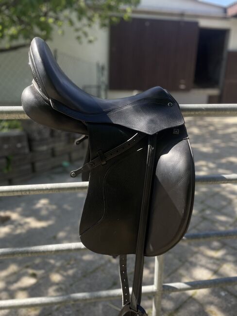 Stübben Euphoria 17,5 Zoll 31KW, Stübben Euphoria, Coco Christ, Dressage Saddle, Holzappel, Image 3