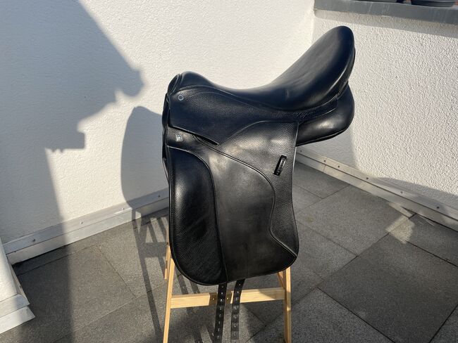 Stübben euphoria Dressur Sattel 17,5, Stübben Euphoria, Luuk Teunissen, Dressage Saddle, Wiesbaden, Image 4