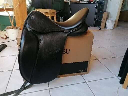 Stübben Genesis Dressursattel 18" Kammer mittel-weit, Stübben  Genesis, Andrea, Dressage Saddle, Kamen, Image 9