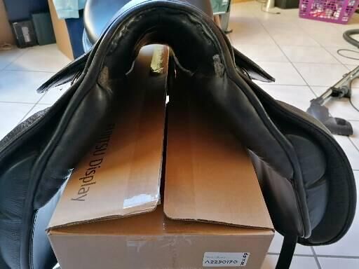 Stübben Genesis Dressursattel 18" Kammer mittel-weit, Stübben  Genesis, Andrea, Dressage Saddle, Kamen, Image 4
