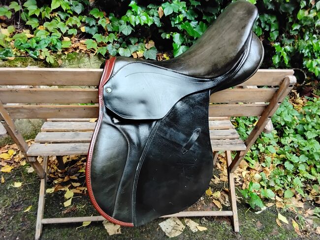 Stübben Springsattel Juventus, Stübben  Juventus , Monika Morschbach , Jumping Saddle, Bornheim, Image 2