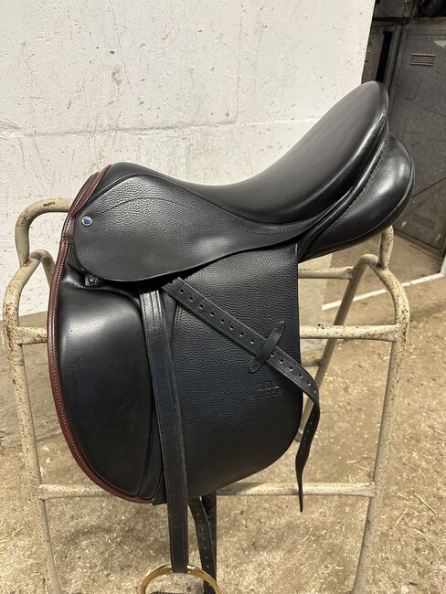 Stübben Juventus Dressursattel 17“, Stübben Juventus, Vicky Schulze, Dressage Saddle, Hamburg 