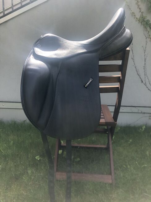 Stübben Dressursattel Juventus, Stübben Juventus, Priska Wikus, Dressage Saddle, Wien