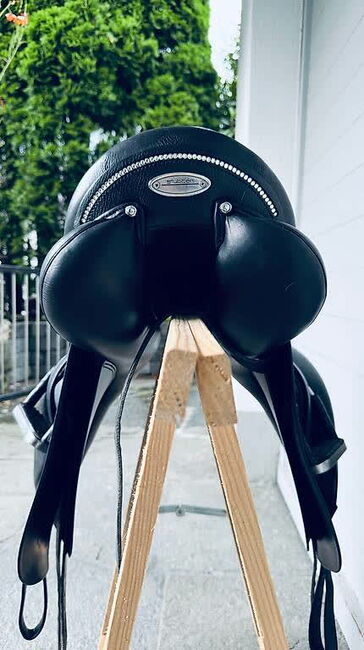 Stübben Juventus Dressursattel, Ella, Dressage Saddle, Glarus, Image 4