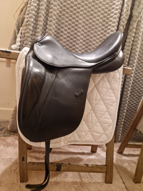 Stübben Maestoso De luxe 17 zoll, Stübben  Maestoso de luxe , Belinda, Dressage Saddle, Fürth, Image 2
