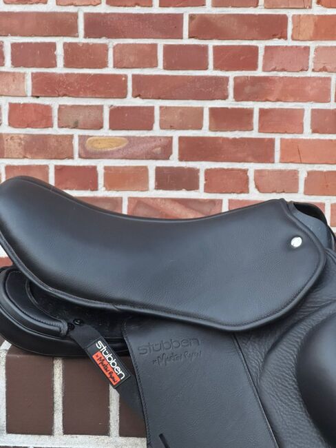 Stübben REV Sattel 17,5” – Dressur + Springen, Stübben REV Sattel, Emma Jerokowski, Dressage Saddle, Munster, Image 12