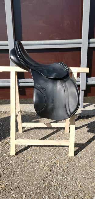 Stübben Roxane Springsattel 17 Zoll schwarz, Stübben Roxane, L. Gentner, Jumping Saddle, Aalen, Image 9