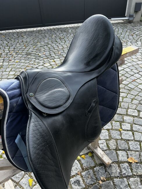 Stübben Scandica Spizial Springsattel, Stübben Scandica spezial , Magdalena Rackl, Jumping Saddle, Petting, Image 9