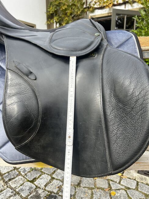 Stübben Scandica Spizial Springsattel, Stübben Scandica spezial , Magdalena Rackl, Jumping Saddle, Petting, Image 15