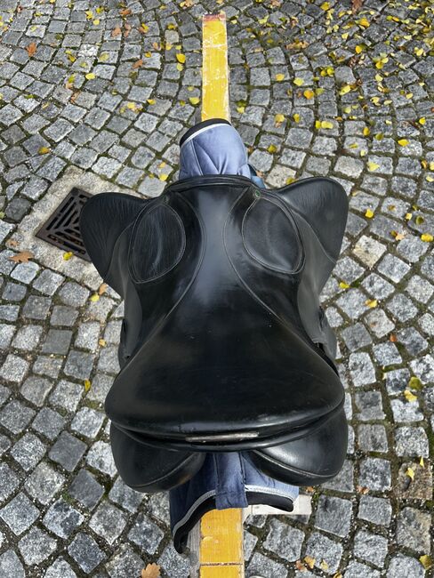 Stübben Scandica Spizial Springsattel, Stübben Scandica spezial , Magdalena Rackl, Jumping Saddle, Petting, Image 4