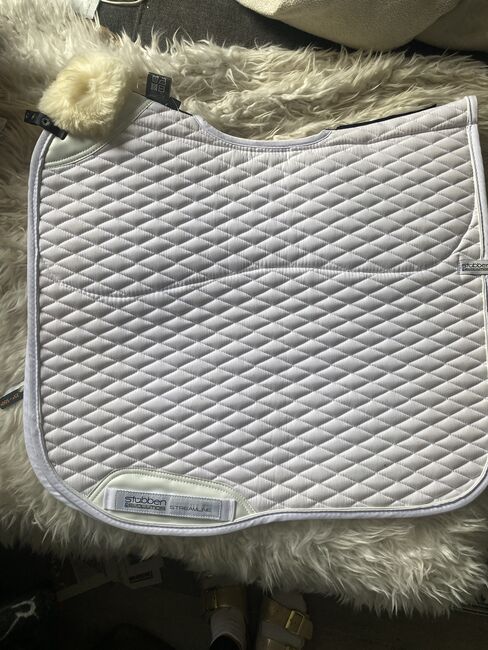 Stübben Schabracke Lammfell Gr.L Weiß Dressur Neu, Stübben, Sabrina, Schabracken, Herne