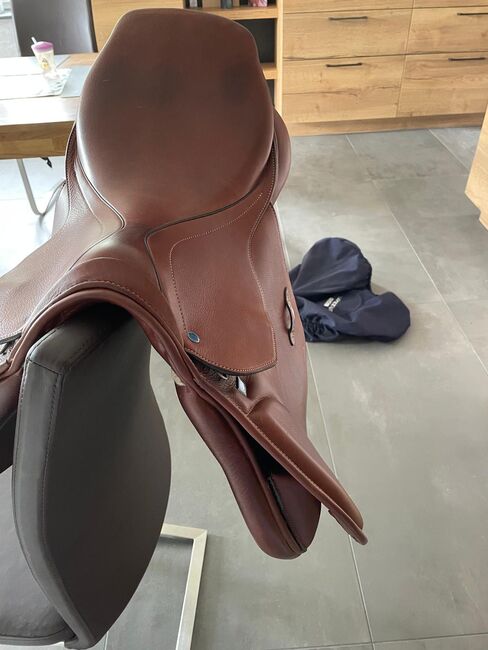 Stübben Springsattel Juventus, Stübben Juventus, Niklas Vollmers, Jumping Saddle, Schmallenberg, Image 2