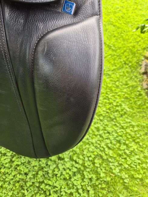 Stübben Tristan DL 17.5 S 2 Jahre alt, Stübben Tristan, NB, Dressage Saddle, Gütersloh, Image 2