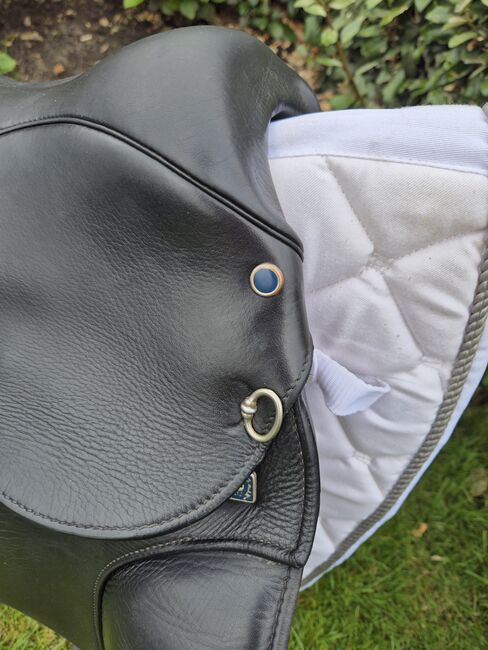 Stübben Virginia 17,5 inch zwart, Stübben Virginia, Jolanda de Vries , Dressage Saddle, Ried, Image 3
