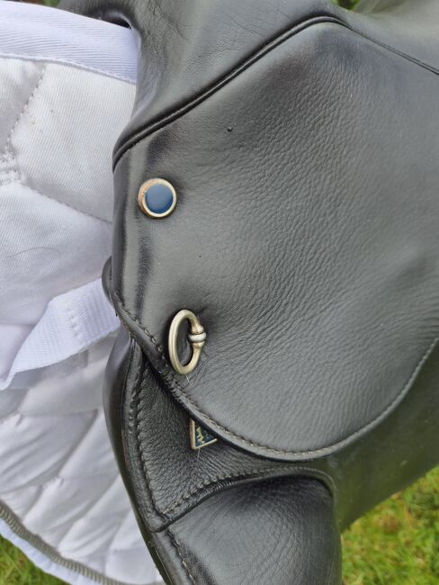Stübben Virginia 17,5 inch zwart, Stübben Virginia, Jolanda de Vries , Dressage Saddle, Ried, Image 14