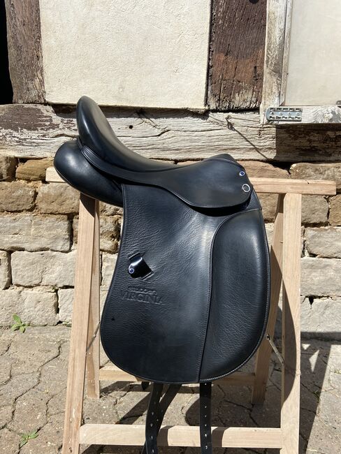 Stübben Virginia Dressursattel 17,5, Stübben Virginia, Lisa Cramer, Dressage Saddle, Detmold