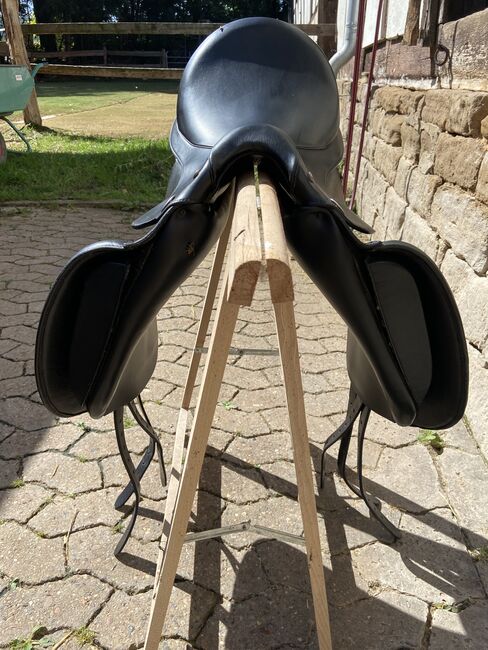 Stübben Virginia Dressursattel 17,5, Stübben Virginia, Lisa Cramer, Dressage Saddle, Detmold, Image 3