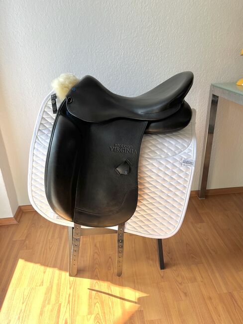 Stübben Virginia Dressursattel 18“ - KW 30 cm - schwarz, custom, Stübben Stübben Virginia Dressursattel, Helena , Dressage Saddle, Krefeld, Image 5