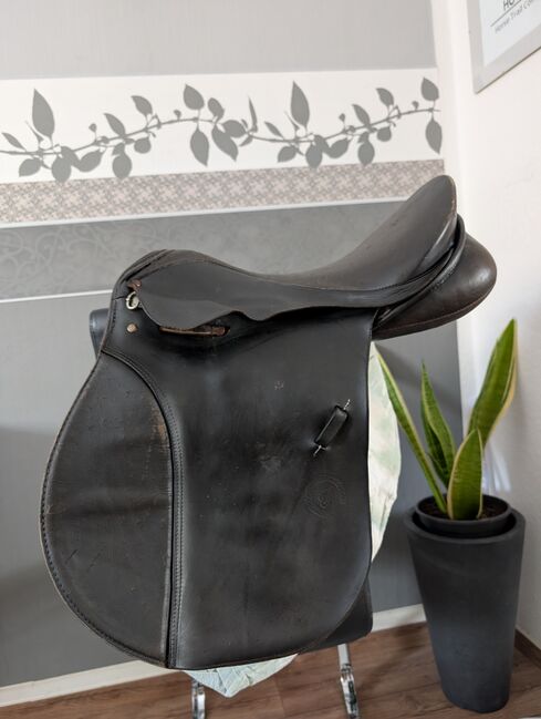 Sommer ,VS Sattel, Reitsattel , Anfängersattel, Sommer , Jule, Jumping Saddle, Aschersleben